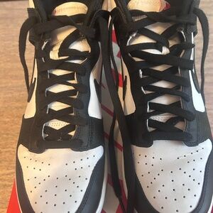 Nike Dunk High- size 9